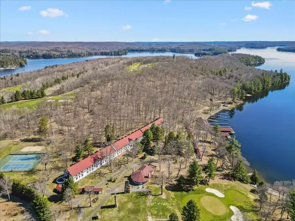 Lake Of Bays, ON P0B 1A0,12 Bigwin IS #202 & 206