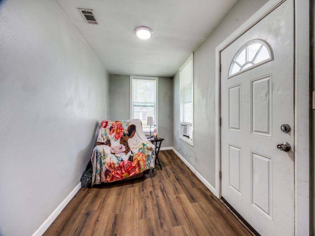 Denison, TX 75020,900 W Owings Street