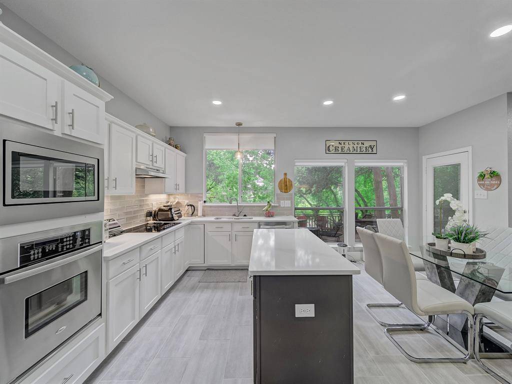 525 Sir Roland Drive, Grand Prairie, TX 75052