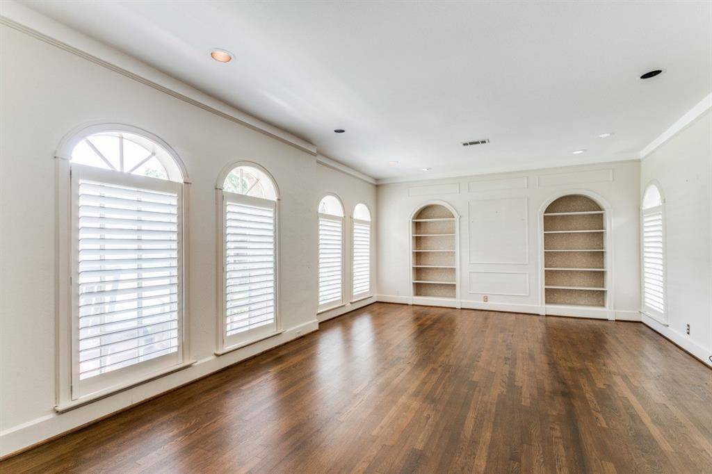 Highland Park, TX 75205,4541 N Versailles Avenue