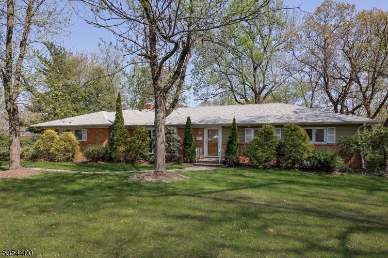 Springfield Twp., NJ 07081,70 High Point Dr