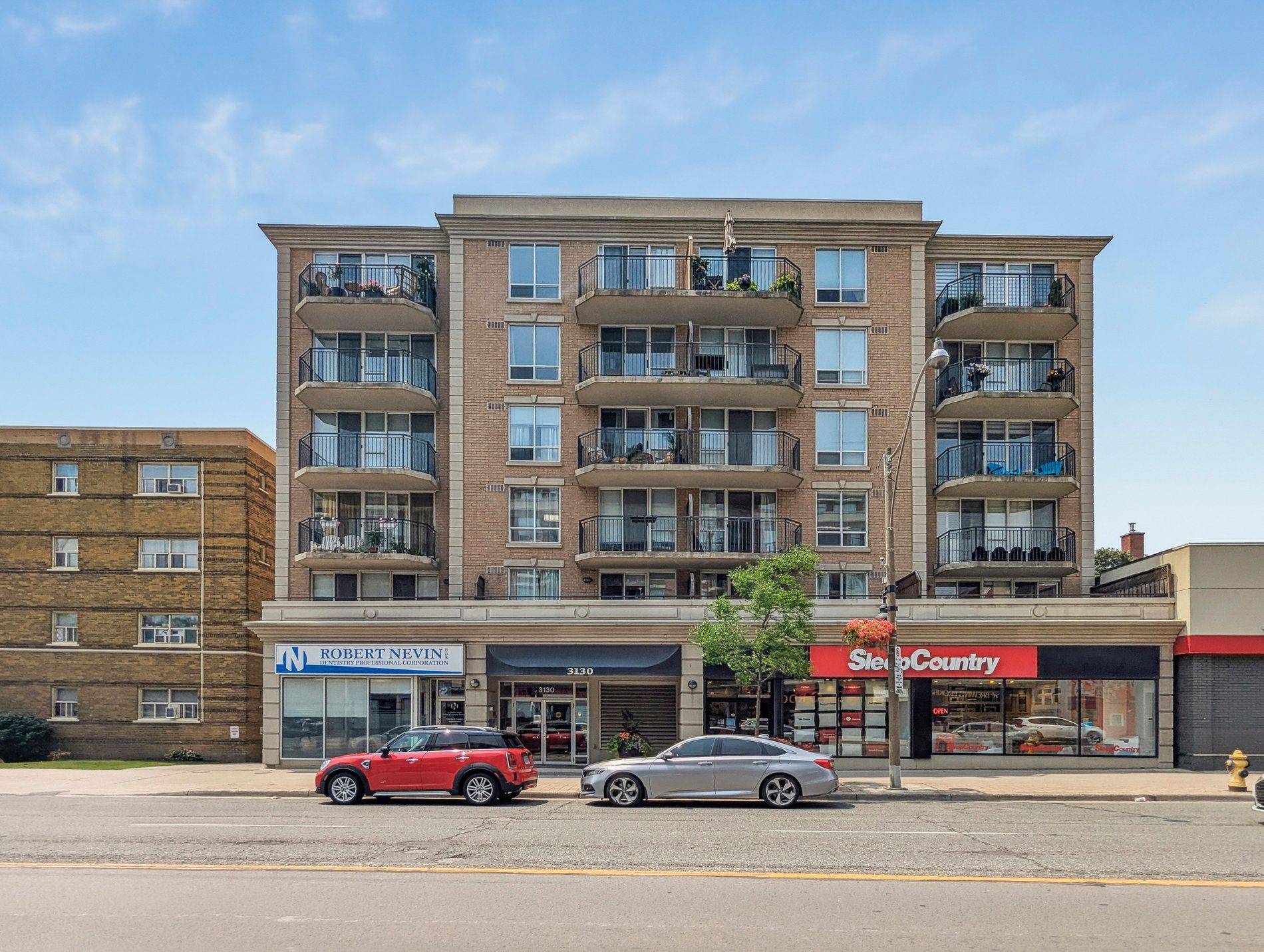 Toronto C04, ON M4N 2K6,3130 Yonge ST #404