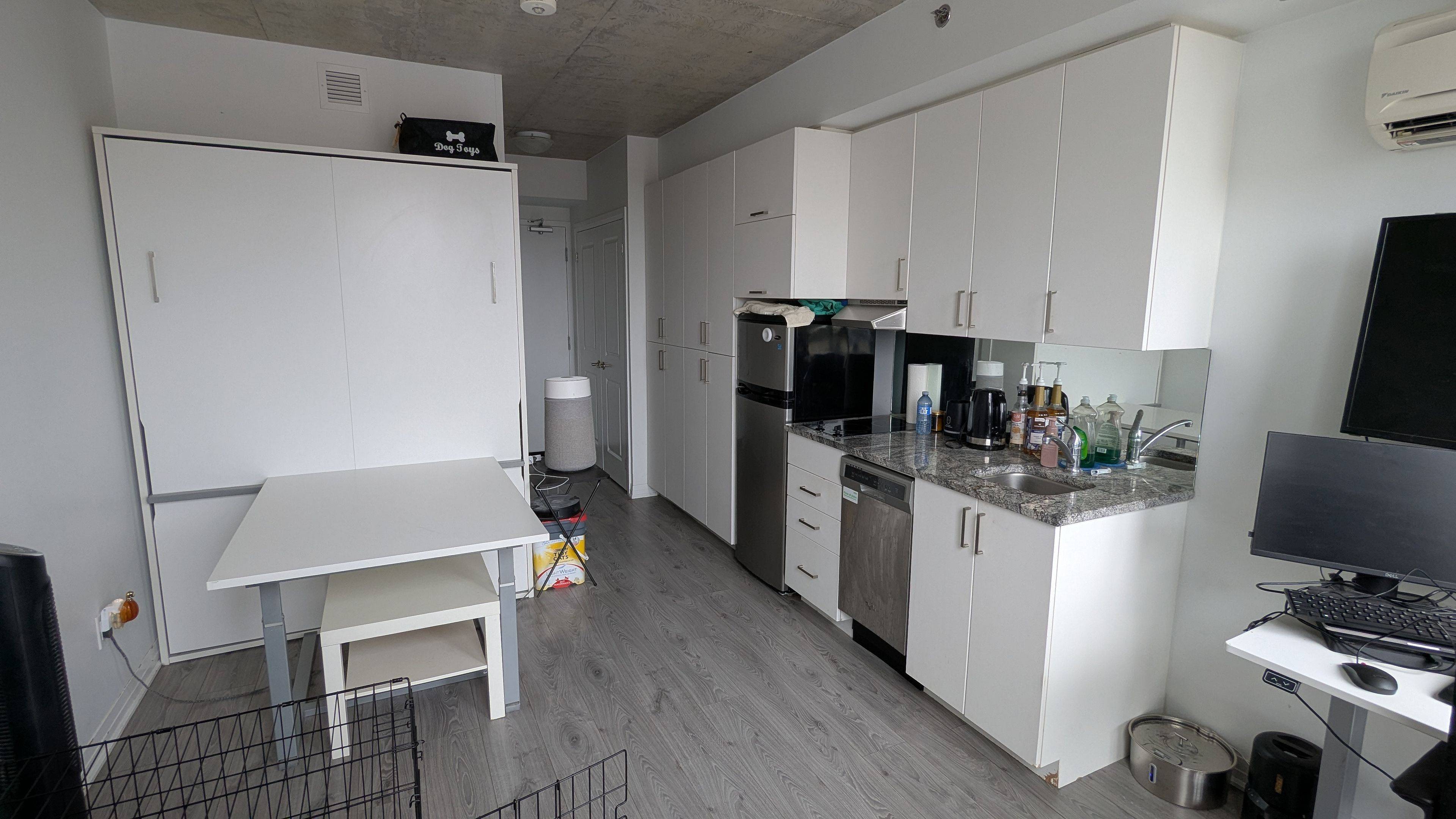 Oshawa, ON L1G 0C1,1900 Simcoe ST N #237