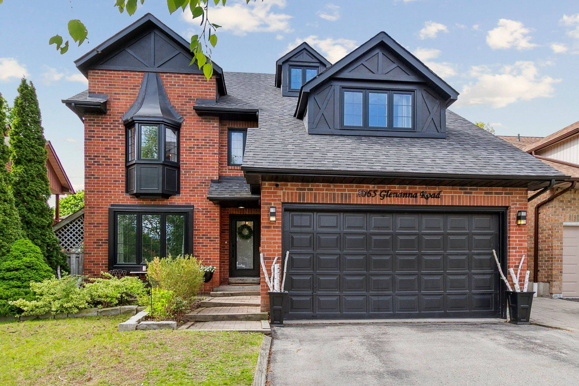 Pickering, ON L1V 5E1,1065 Glenanna RD