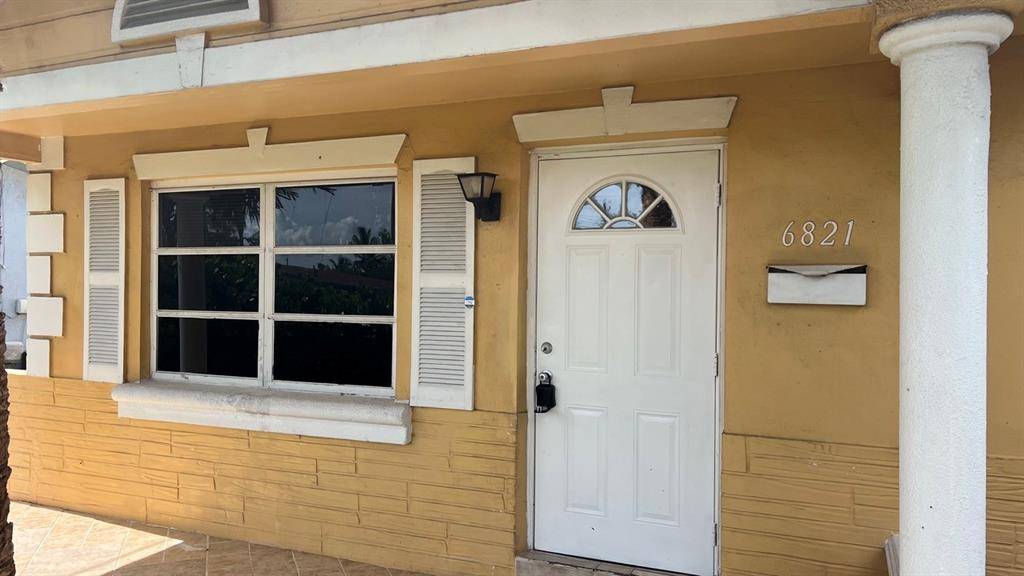 Sunrise, FL 33313,6821 NW 28th St