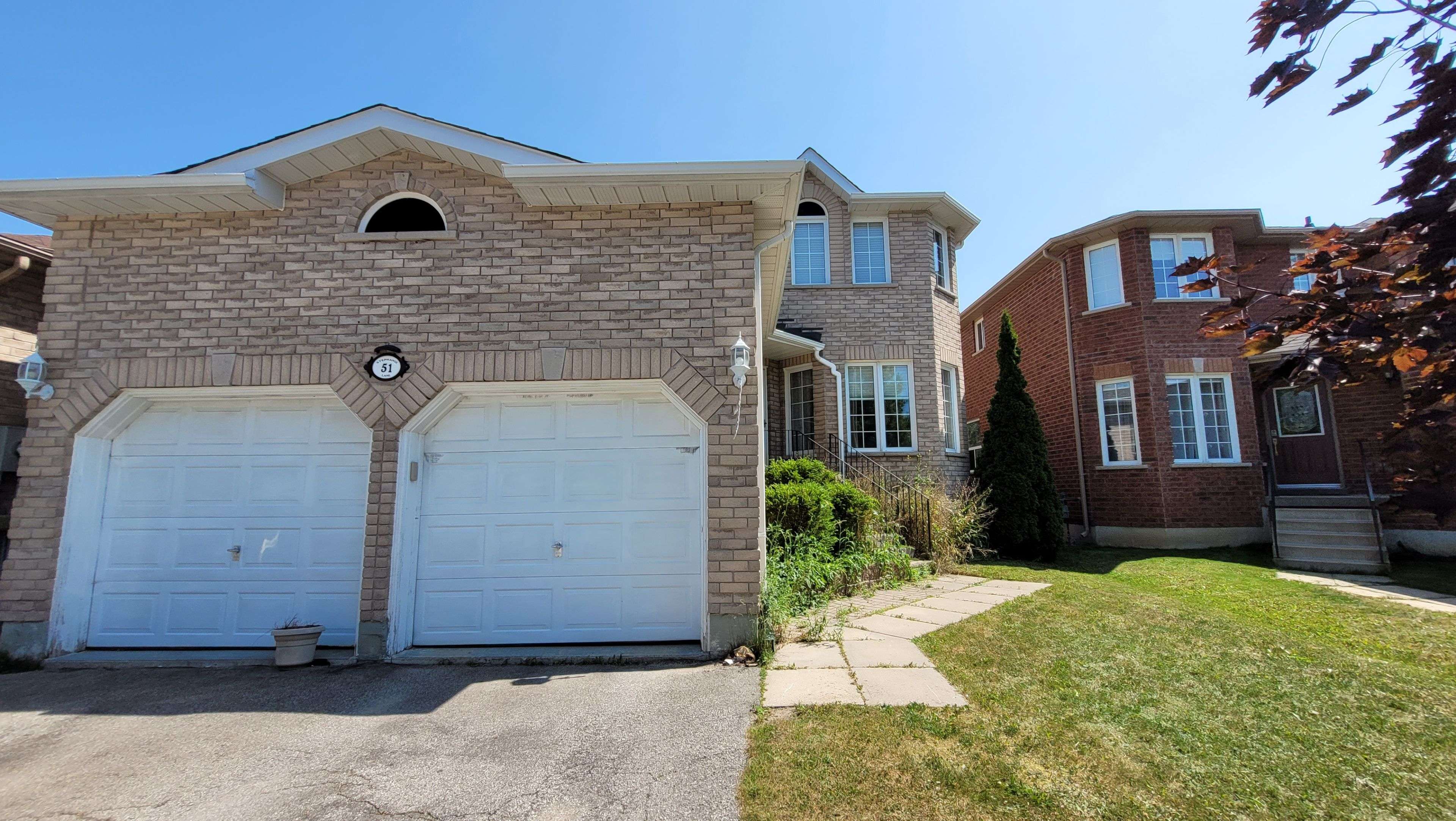 51 Stephanie LN, Barrie, ON L4N 0V1