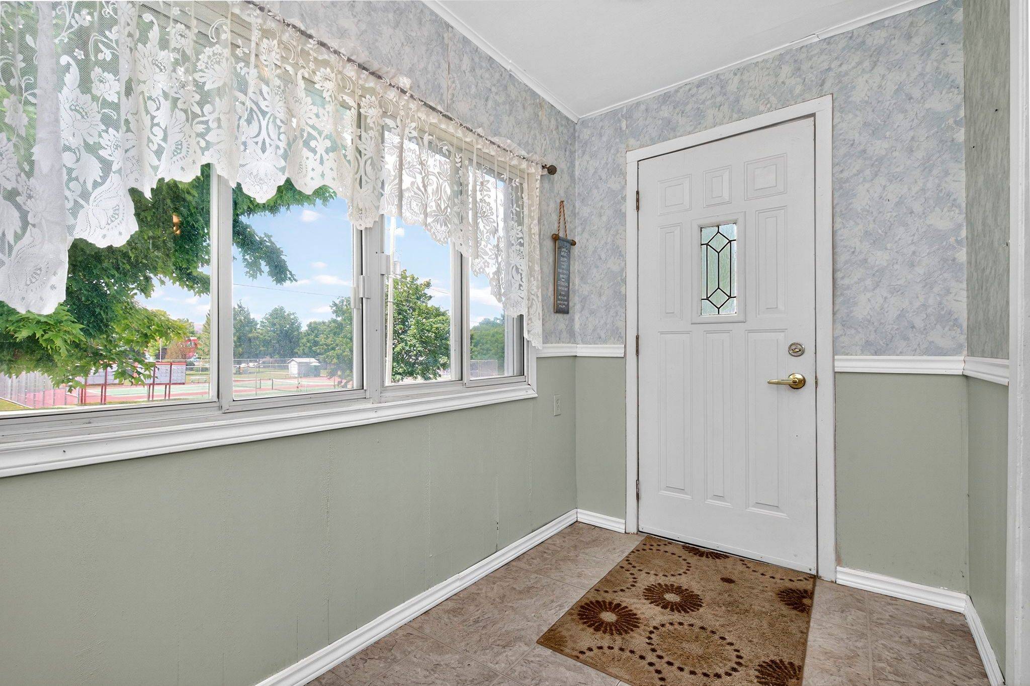 Penetanguishene, ON L9M 1L5,21 Maria ST
