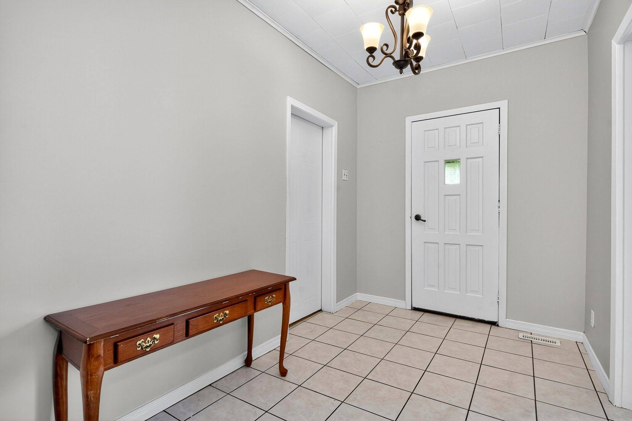 Penetanguishene, ON L9M 1L5,21 Maria ST