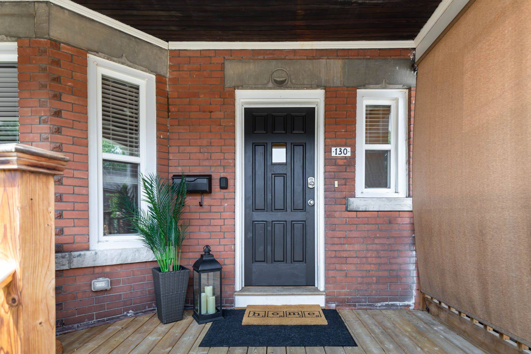 Toronto W02, ON M6P 1T9,130 St. Johns RD