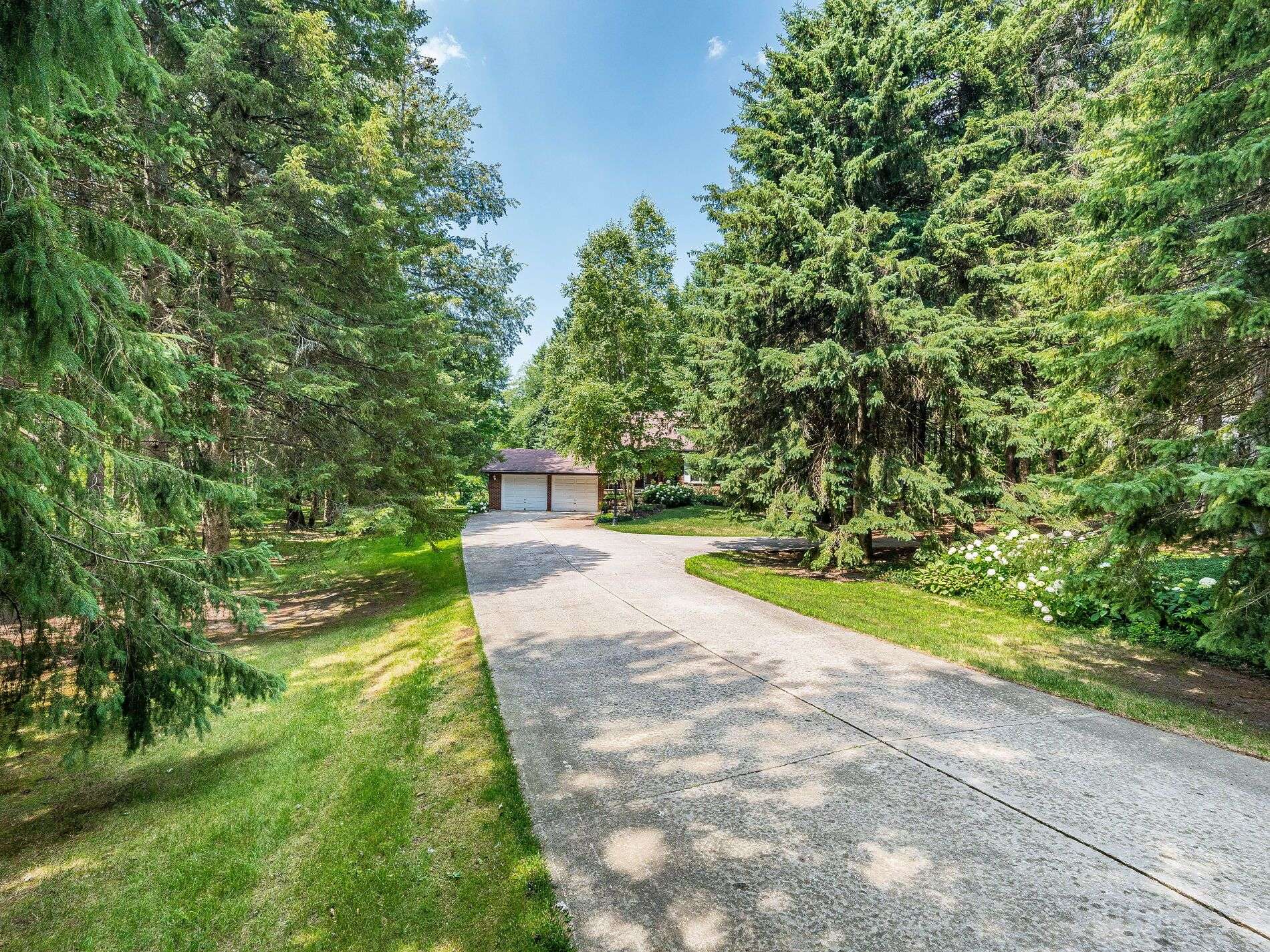 Caledon, ON L7C 0A4,18 Damascus DR