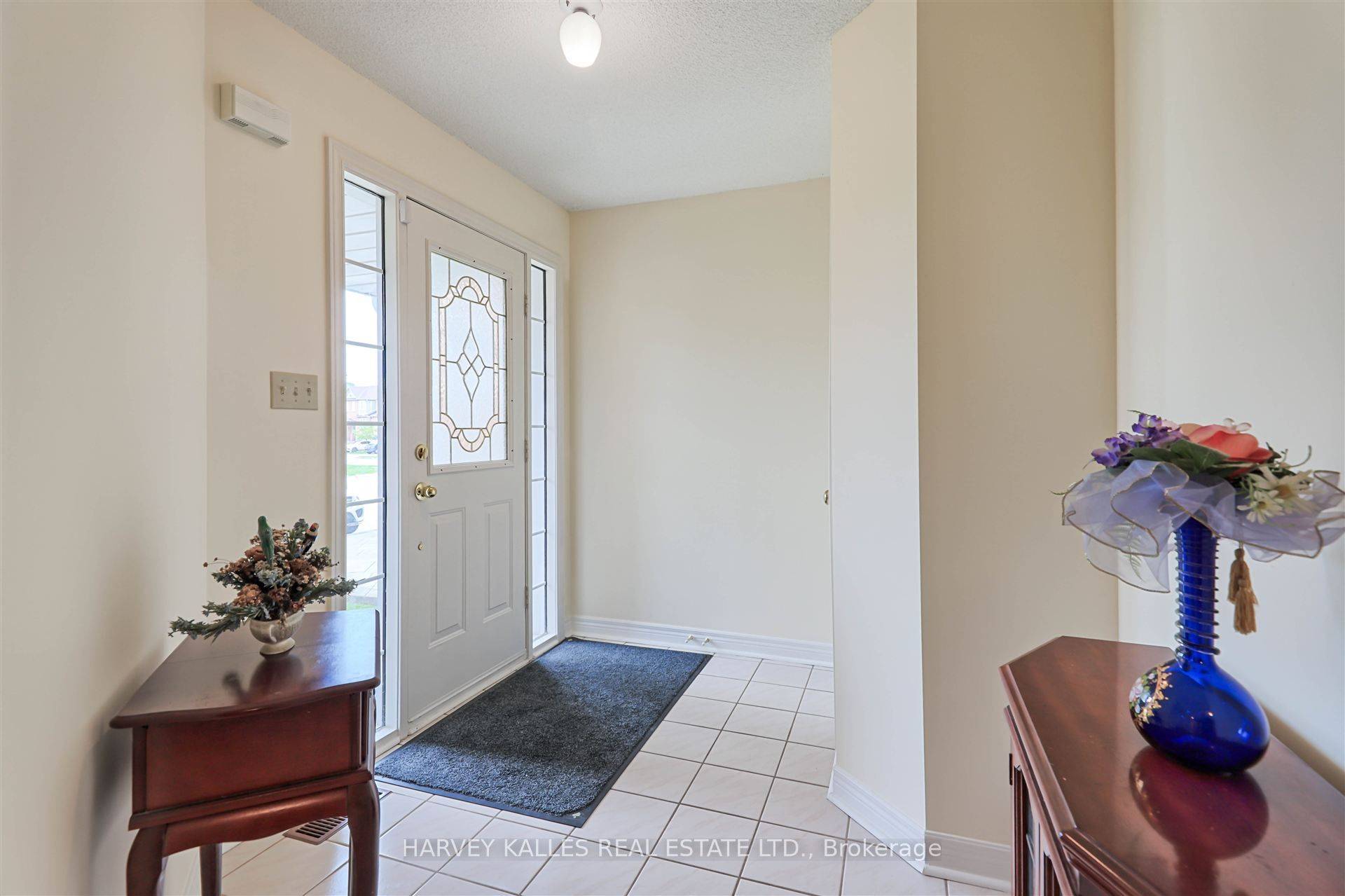 Mississauga, ON L5V 1M7,5108 Heatherleigh AVE