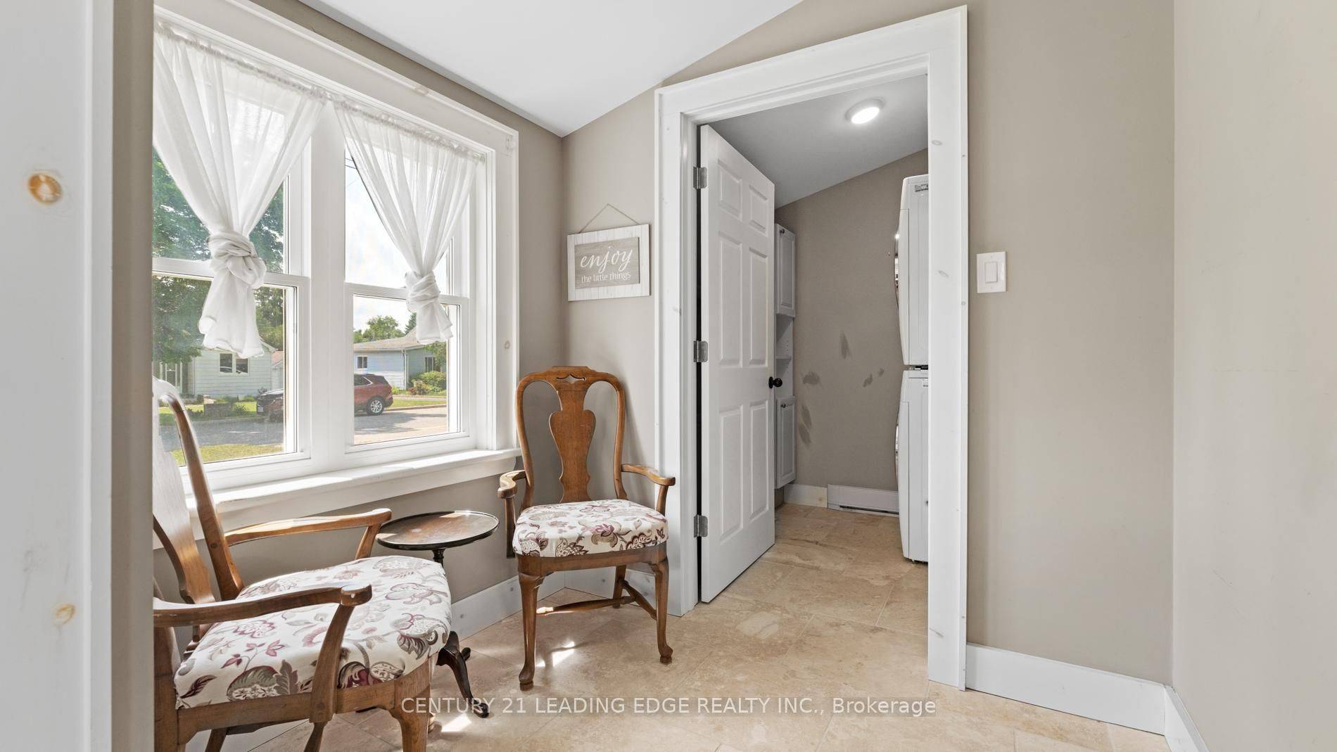Gravenhurst, ON P1P 1G1,450 Mary ST N