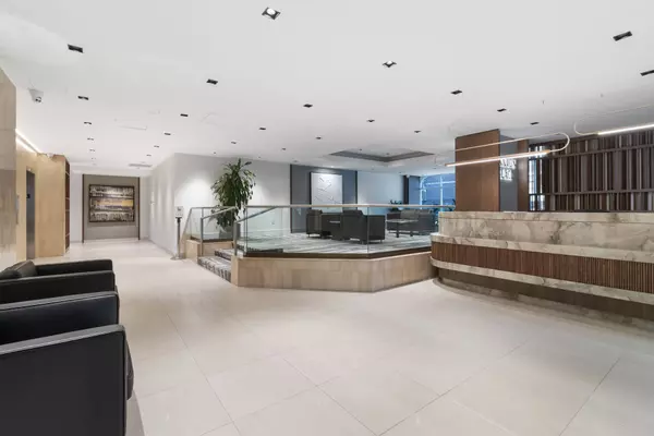 Toronto C08, ON M4Y 2T3,71 Charles ST E #1401