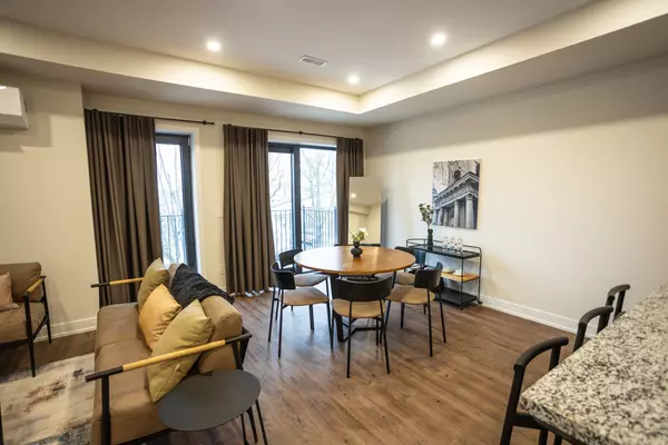 21 Batavia AVE #Unit 2, Toronto W03, ON M6N 4A1