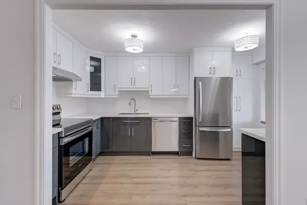 Toronto W03, ON M6N 4X7,270 Scarlett RD #1812
