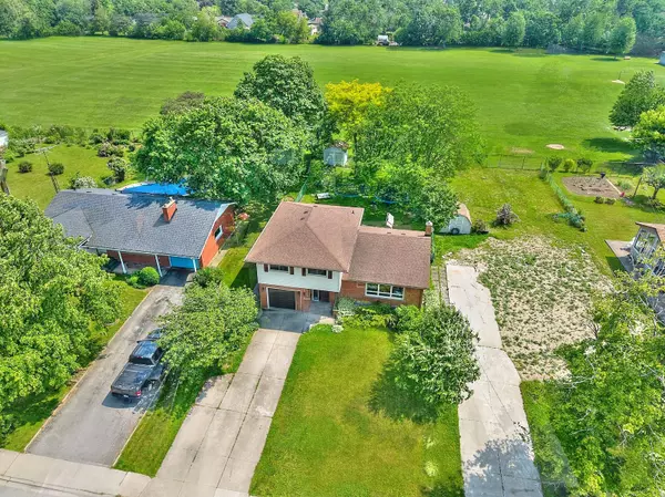 Niagara Falls, ON L2J 1X3,6724 McMicking ST