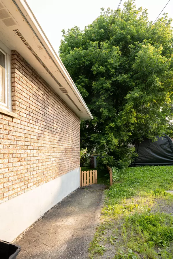 North Bay, ON P1B 1H8,635 Worthington ST E