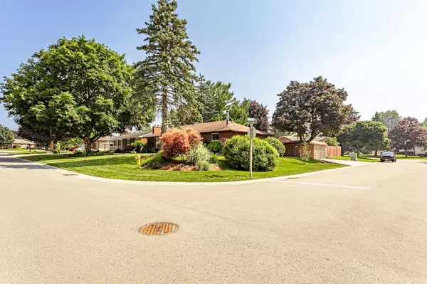Thames Centre, ON N0L 1G3,138 Oakwood DR