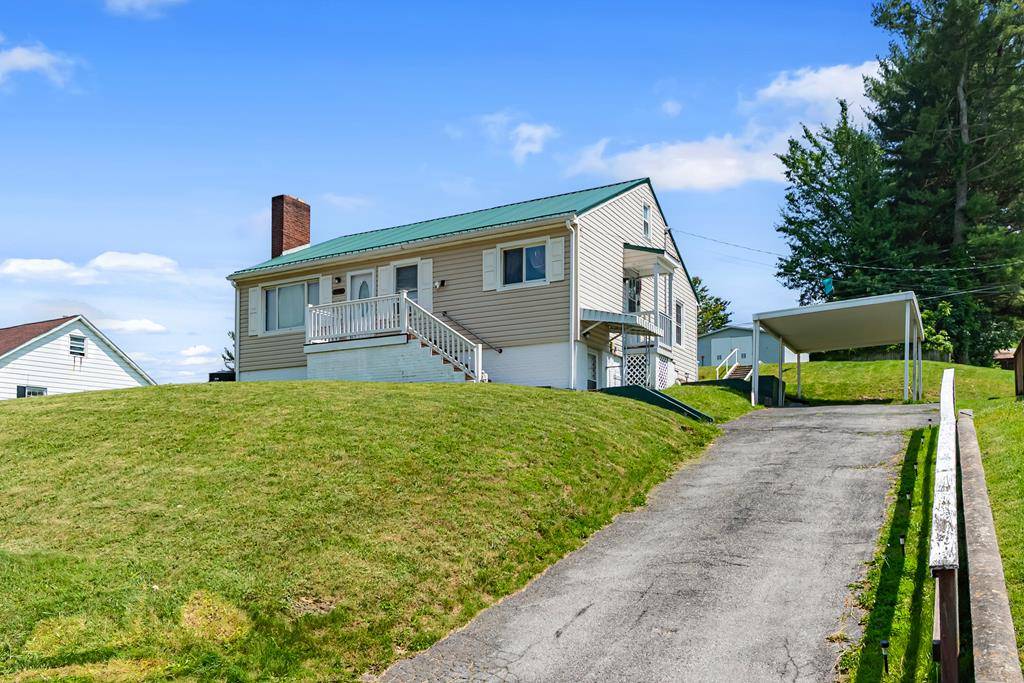 810 Cumberland St., Marion, VA 24354