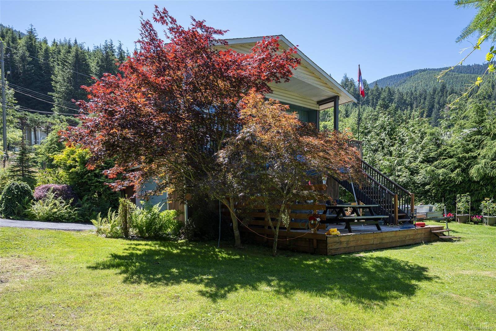 Sayward, BC V0P 1R0,561 Macmillan Dr