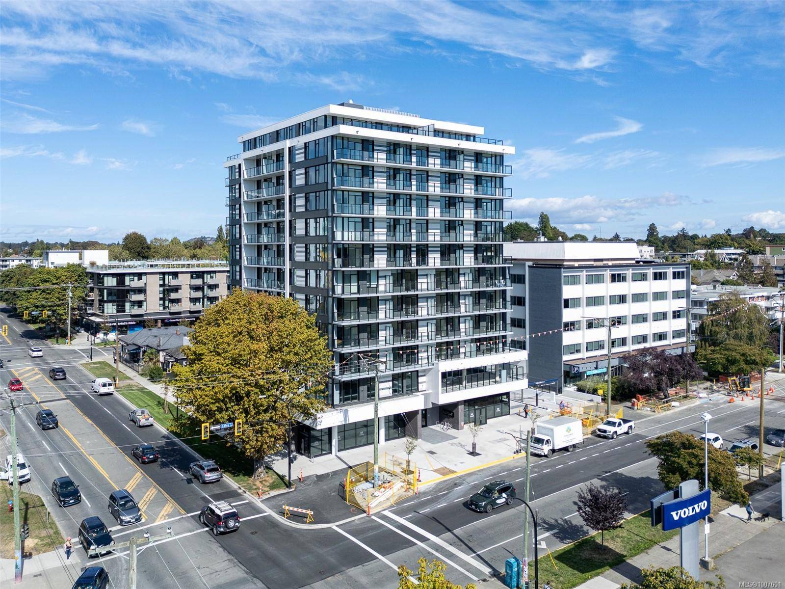 1100 Yates St #4, Victoria, BC V9P 2E1