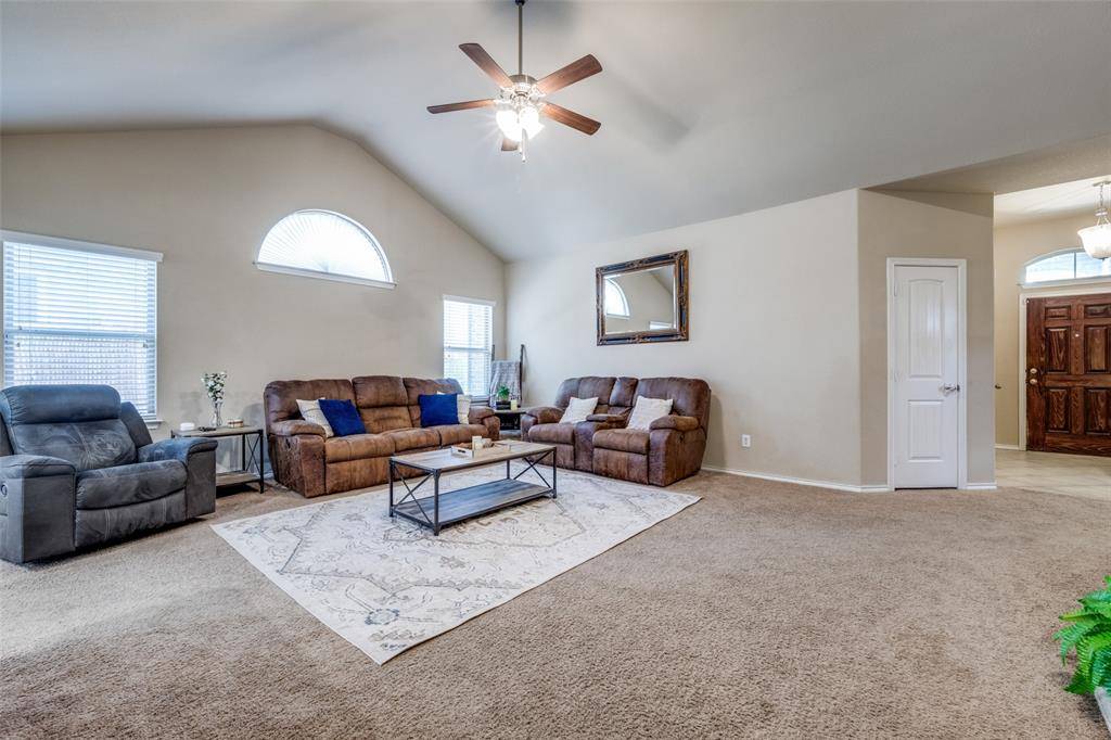 Denton, TX 76208,5904 Marsh Rail Drive