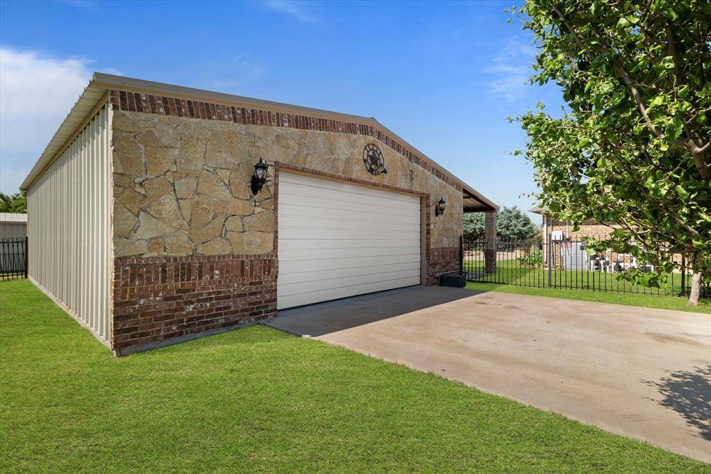 Joshua, TX 76058,2016 Big Springs Drive
