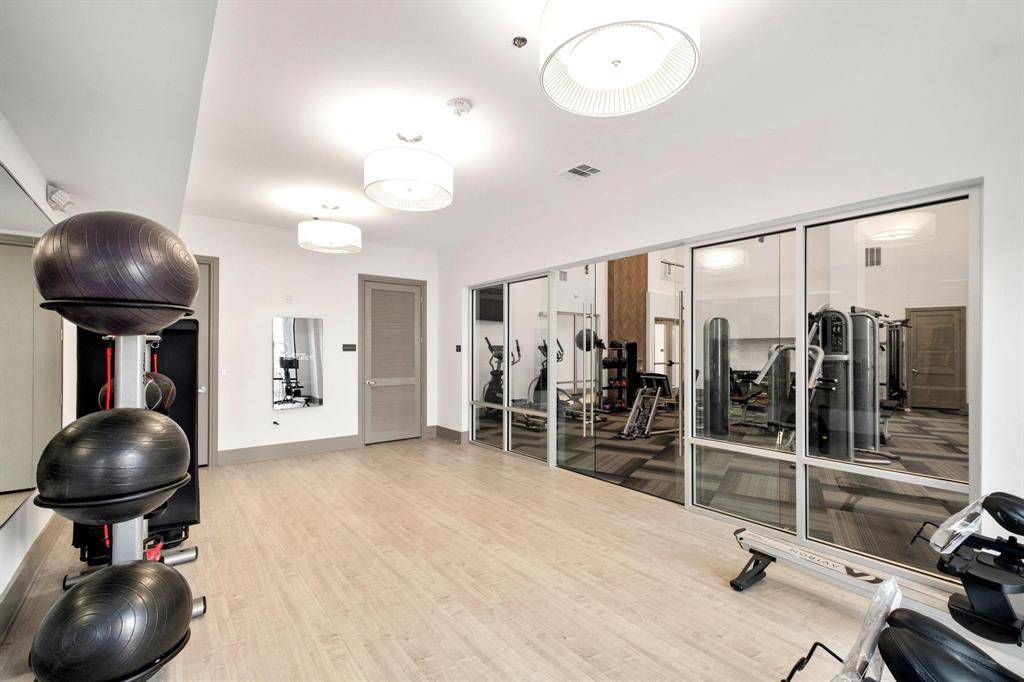 Carrollton, TX 75007,2700 Old Denton Road #3359