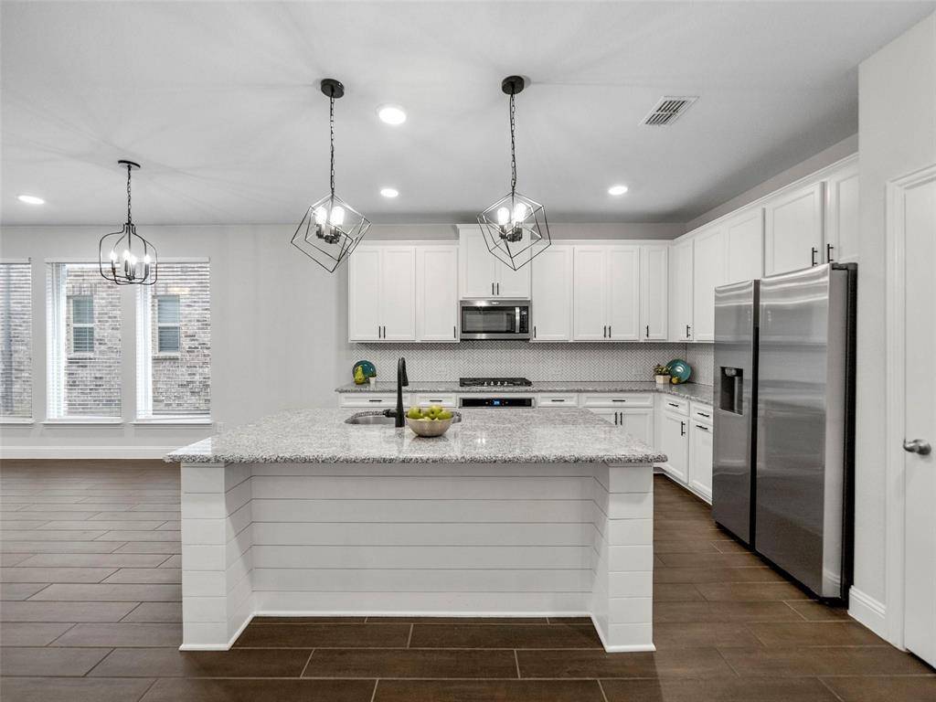 Little Elm, TX 76227,7337 Willow Thorne Drive
