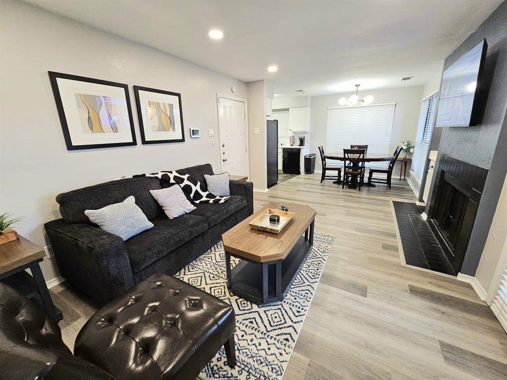 Garland, TX 75043,5913 Lake Hubbard Parkway #124