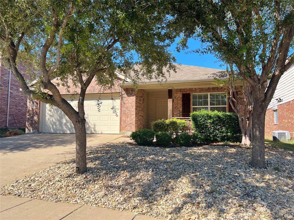 12536 Panorama Drive, Fort Worth, TX 76028