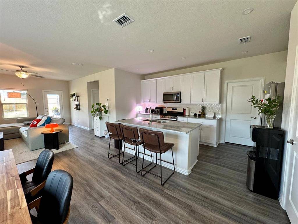 Lavon, TX 75166,904 Lakehaven Trail