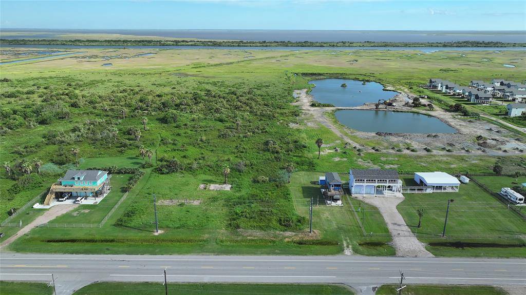 Gilchrist, TX 77617,70.43 acres HWY 87