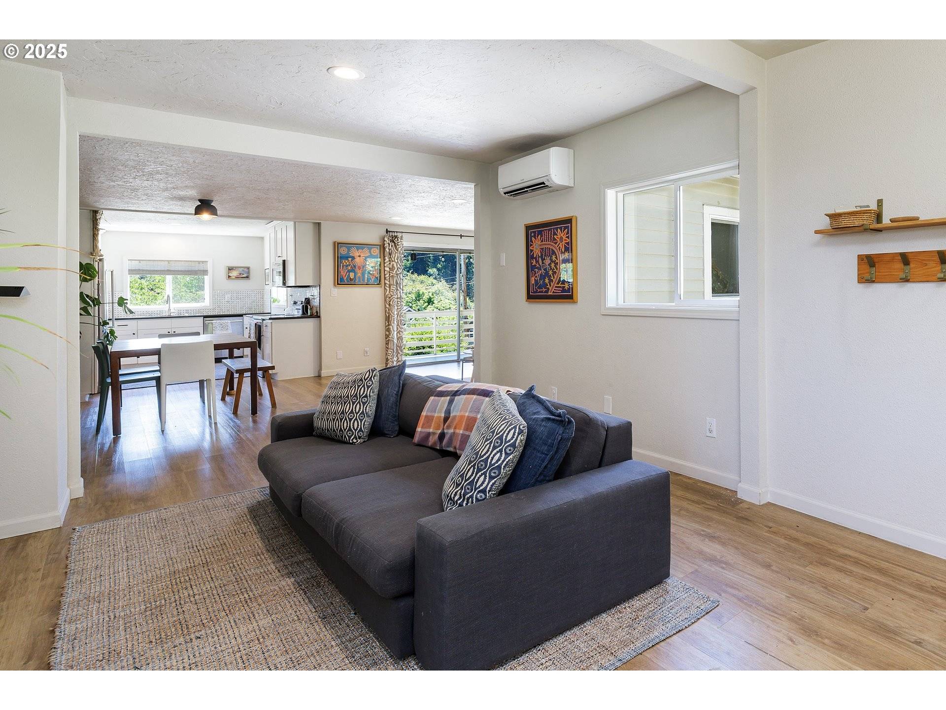 Oregon City, OR 97045,214 TERRACE AVE