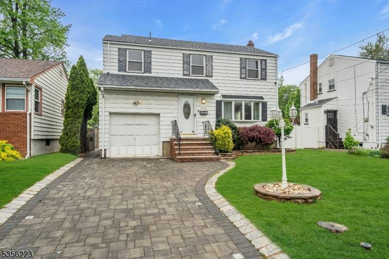 Linden City, NJ 07036,548 Birchwood Rd