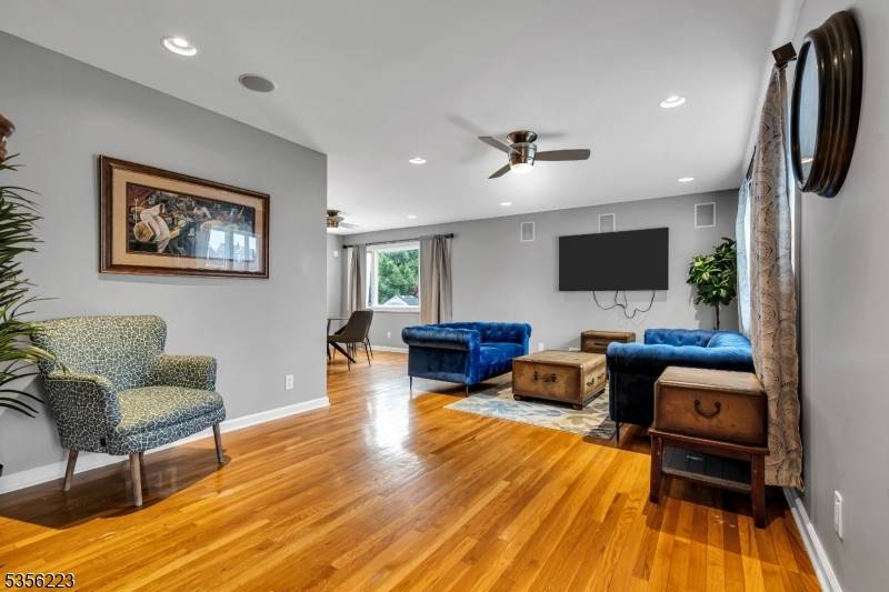 Linden City, NJ 07036,548 Birchwood Rd