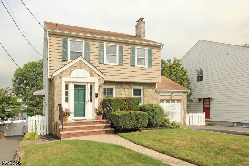 300 WALNUT STREET, Nutley Twp., NJ 07110