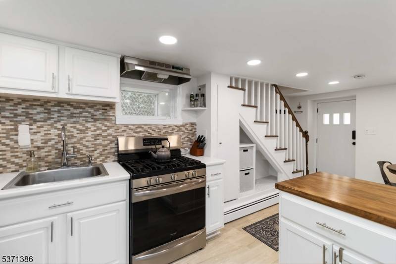 Morristown Town, NJ 07960,57 Madison St #B