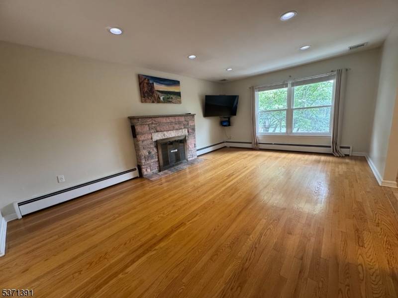 Butler Boro, NJ 07405,141 Belleview Ave