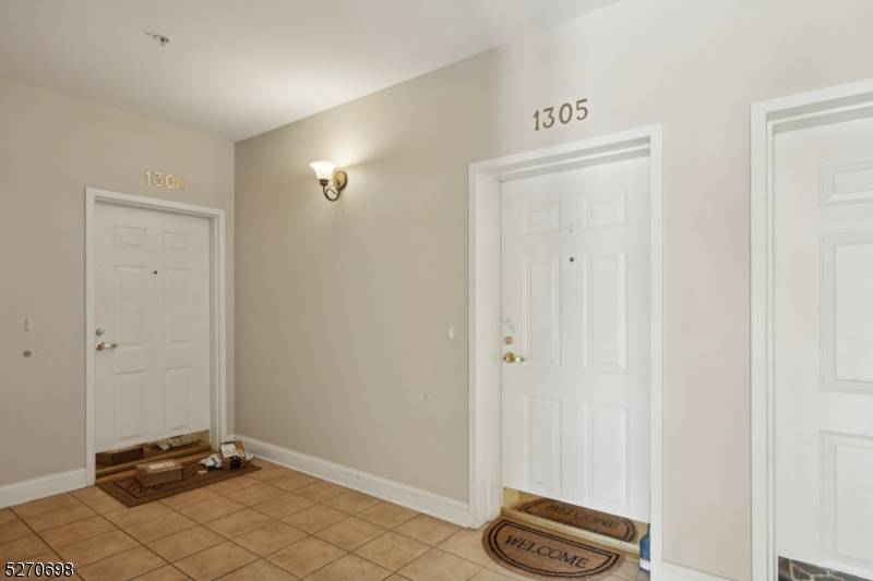 Hanover Twp., NJ 07981,1305 Meadow Brook Ct