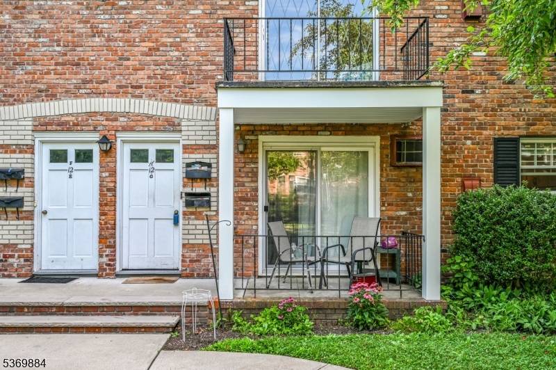 Morristown Town, NJ 07960,320 South St #G