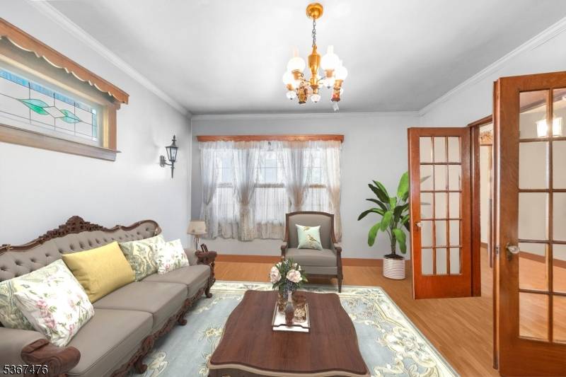 Clifton City, NJ 07011,24 6Th Ave