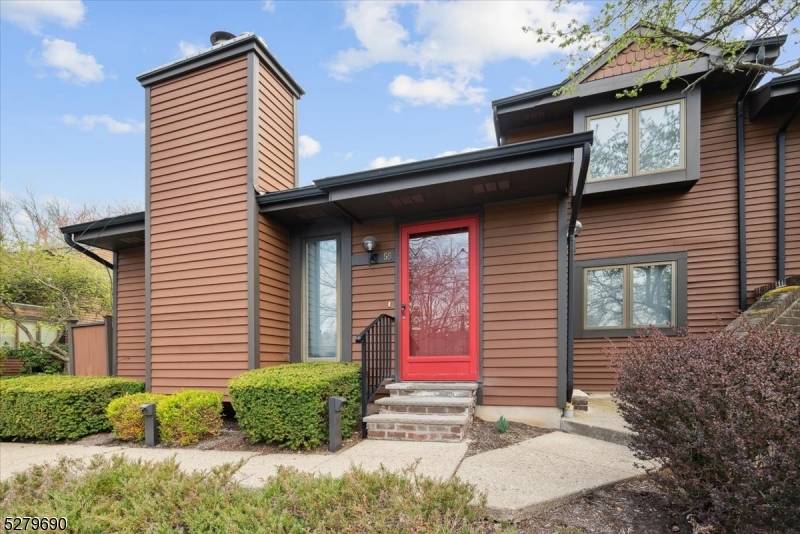 Bernards Twp., NJ 07920,69 Aspen Dr