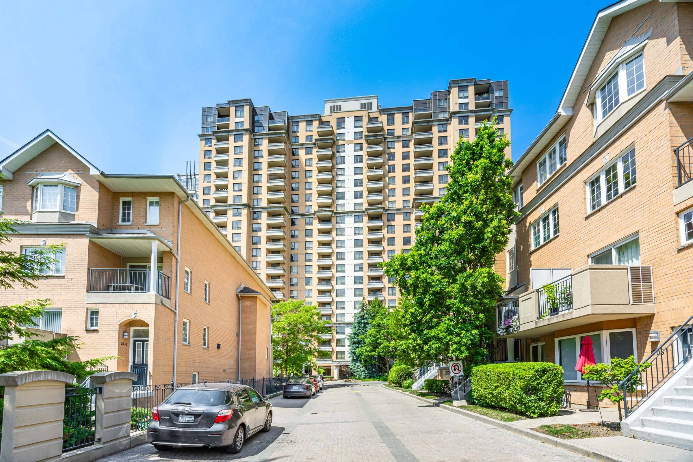 Toronto C14, ON M2N 6X5,18 Sommerset WAY #2512