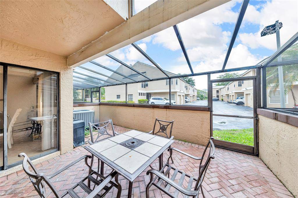 Coral Springs, FL 33071,11694 NW 20 DRIVE