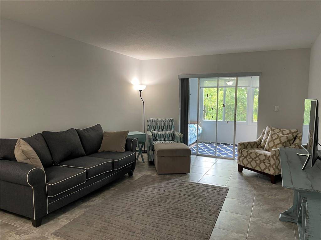 Fort Pierce, FL 34949,1151 Carlton Ct #203