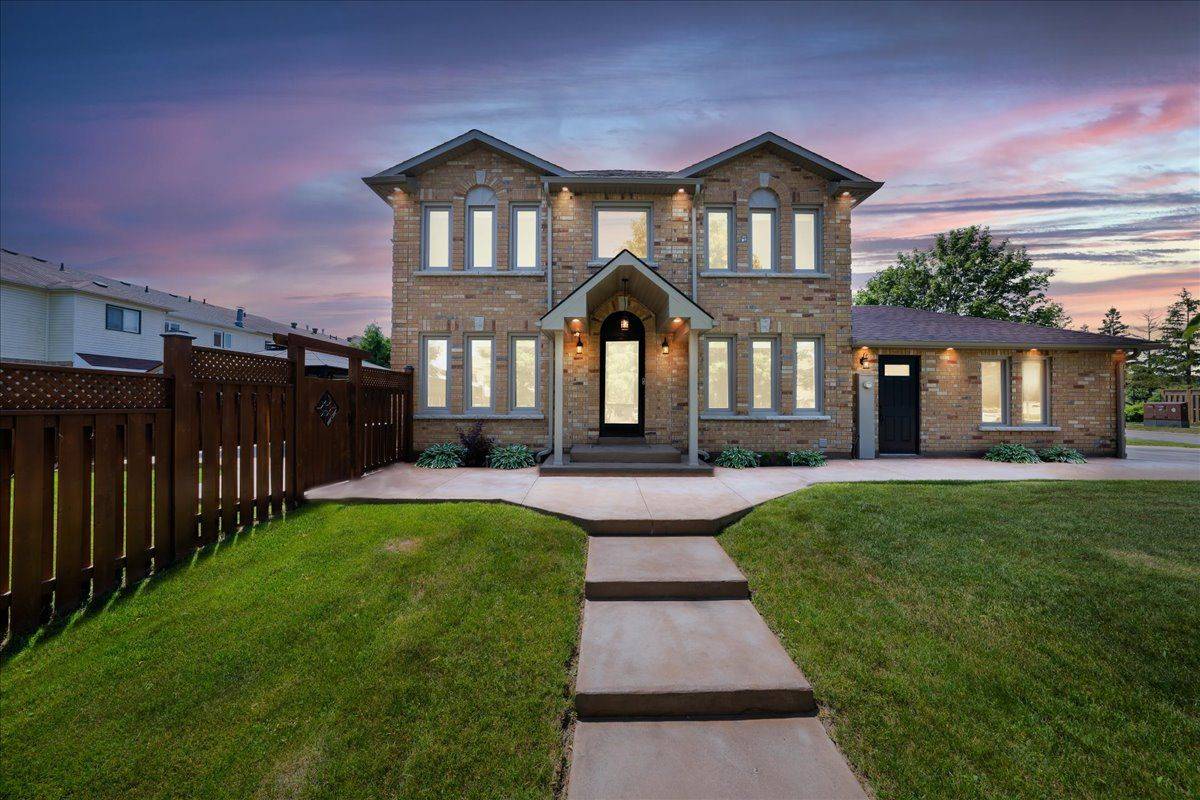 1245 Huron CT, Innisfil, ON L9S 1X5