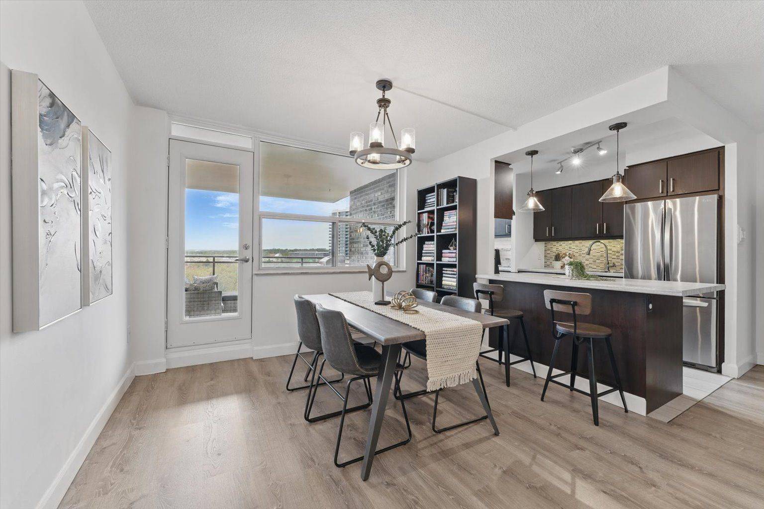 Mississauga, ON L5J 4B6,966 Inverhouse DR #709