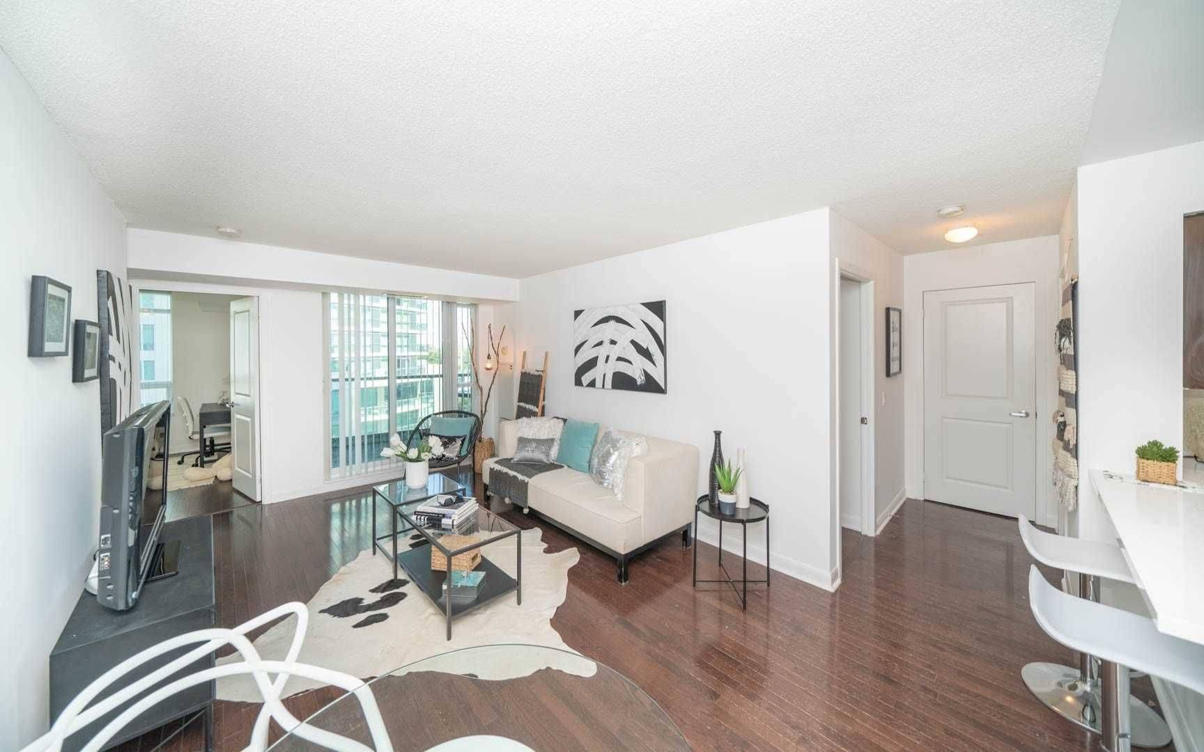 Toronto W08, ON M9C 0A3,225 Sherway Gardens RD #506
