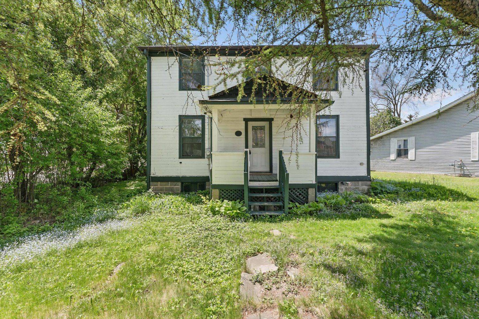 401 Draper ST, Halton Hills, ON L7G 4B6